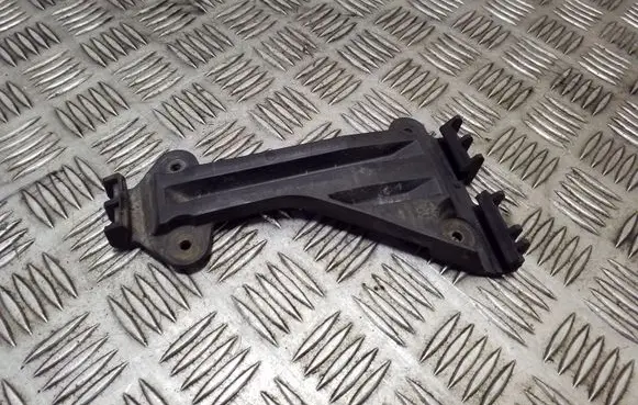 Audi A6 S6 C4 4A Front bumper mounting bracket 4A0807283A