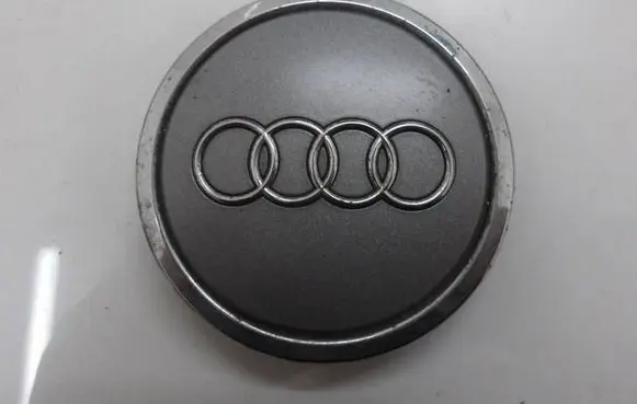 Audi A6 S6 C5 4B Original wheel cap 4B0601170