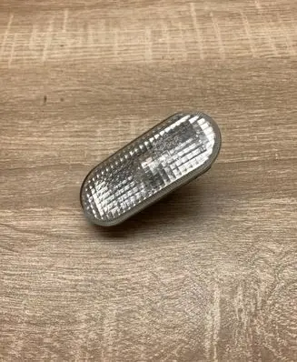Volkswagen PASSAT B5 Front fender indicator light 1J5949117A