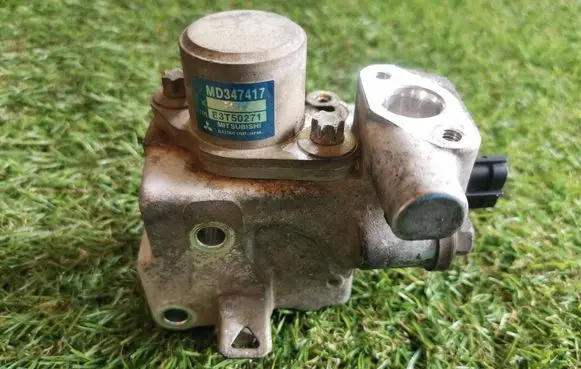 Mitsubishi Carisma Fuel injection high pressure pump MD347417 E3T50271