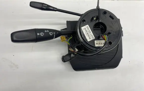 Chrysler 300 - 300C Wiper turn signal indicator stalk/switch 510410220474 01410806 0UU30XXXAB