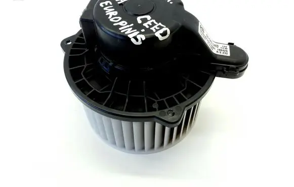 KIA Ceed Heater fan/blower EB1D1NXJAA C2091
