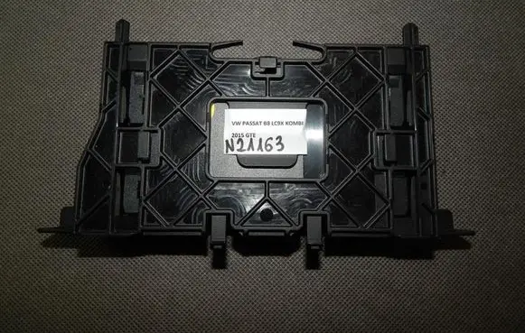 Volkswagen PASSAT B8 Other control units/modules 5QE035284B