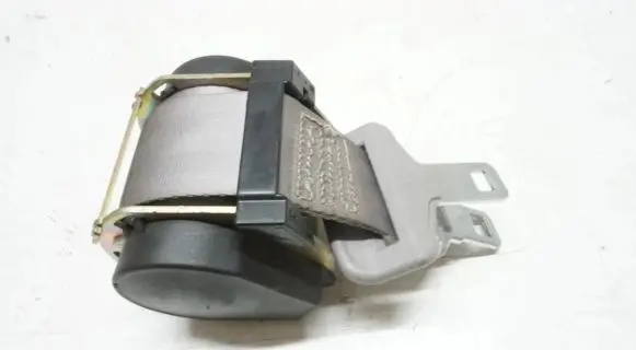 Peugeot 607 Middle seatbelt (rear) 1302025
