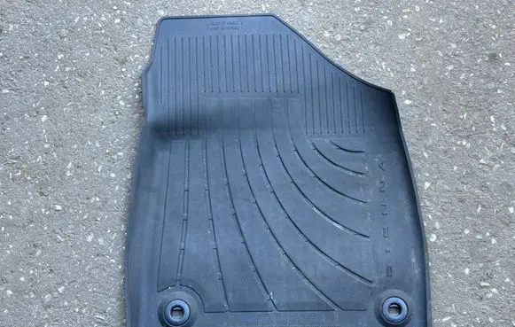 Toyota Sienna XL40 IV Front floor mat PT20608210XX PT20608211XX PT20608212XX
