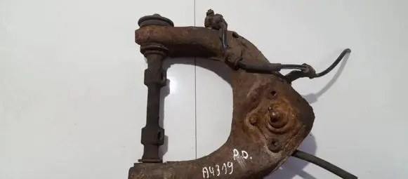 Mitsubishi L200 Front lower control arm/wishbone