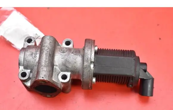 Opel Astra H EGR valve 55215031