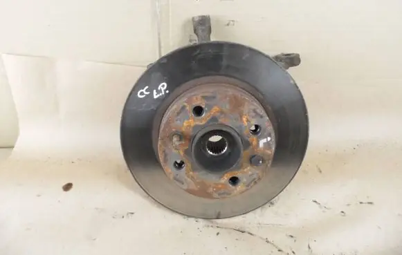 Fiat 500 Cinquecento Front wheel hub spindle knuckle