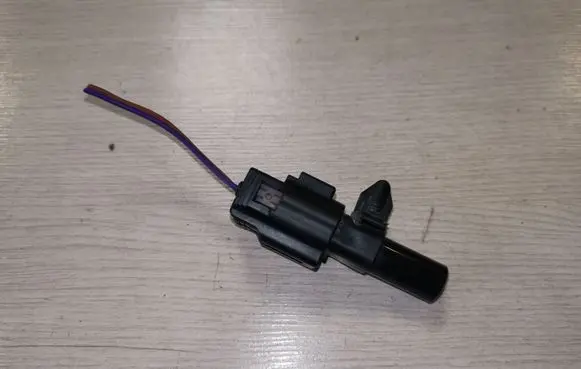 Mazda CX-3 Outside/exterior temperature sensor 