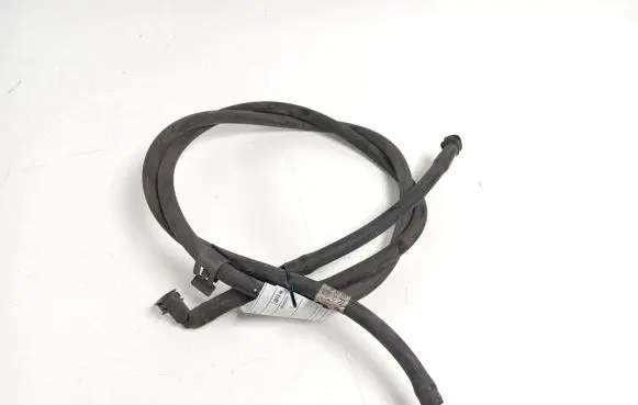 Mercedes-Benz CLS C218 X218 Windshield washer fluid hose A2128600092