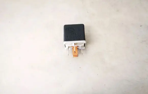 Volvo S70 V70 V70 XC Other relay 9130269 4ra003510-73