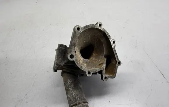 Mercedes-Benz Sprinter W901 W902 W903 W904 Water pump 6032010101