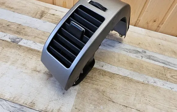 Toyota Prius (NHW20) Dashboard side air vent grill/cover trim 4556417020