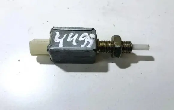 KIA Sorento Brake pedal sensor switch