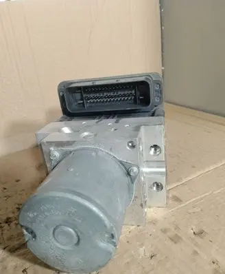 BMW 5 E60 E61 ABS Pump 6783360 3451678336008 3452678336201