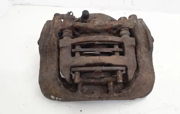 Volkswagen Multivan T4 Front brake caliper