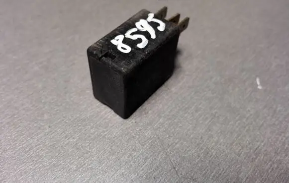 Renault Clio II Other relay 232303