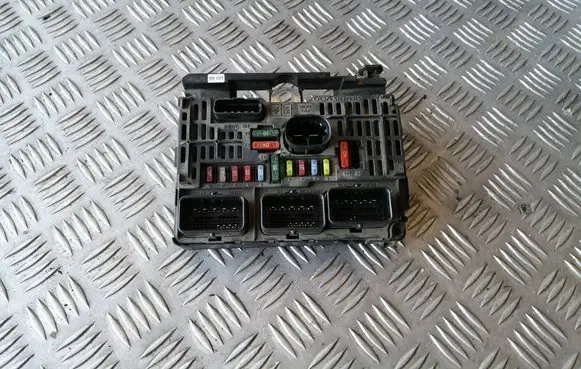 Peugeot 407 BSM Control unit 9656086080 BSML0100 S118983001J