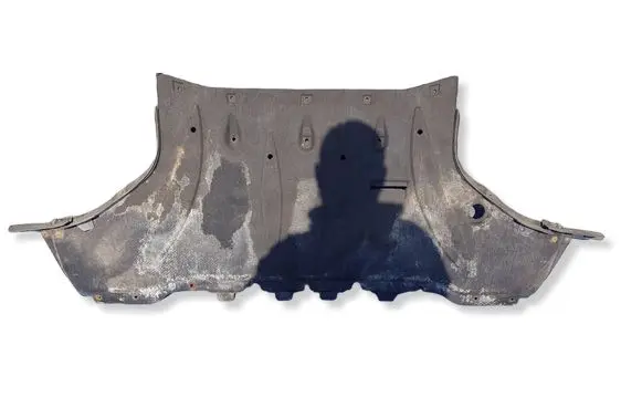 Audi A8 S8 D4 4H Engine splash shield/under tray 4H0825235HBBB 4H0825235H