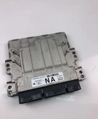 Dacia Sandero Engine control unit/module 237106120S