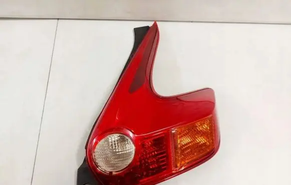 Nissan Juke I F15 Rear/tail lights