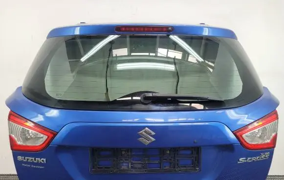 Suzuki SX4 S-Cross Tailgate/trunk/boot lid 