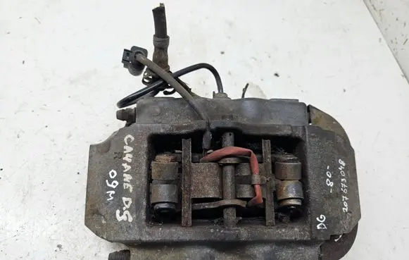 Porsche Cayenne (9PA) Rear brake caliper 207673048