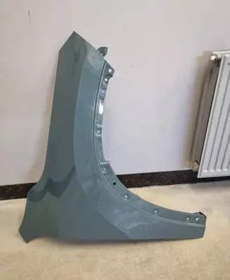 BMW X1 U11 Fender