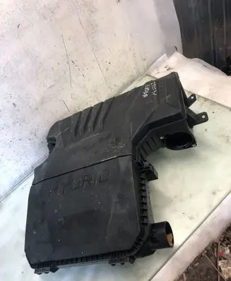 Hyundai Kona II Air filter box 28110df100