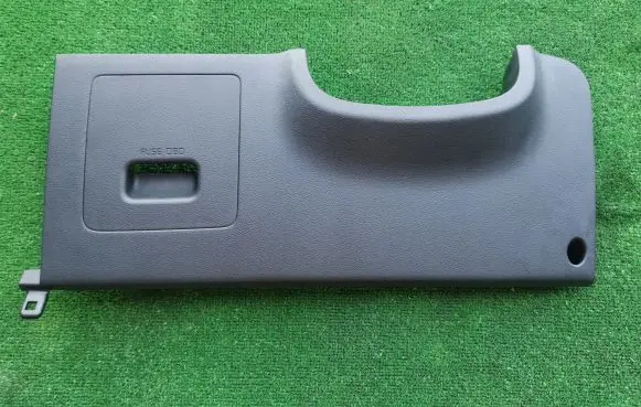 Hyundai Kona I Dashboard lower bottom trim panel 84753J9XXX