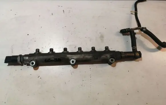 Fuel main line pipe