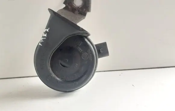Skoda Octavia Mk2 (1Z) Horn signal 011157