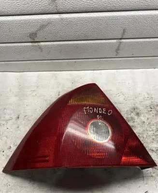 Ford Mondeo Mk III Rear/tail lights 1S7113405A