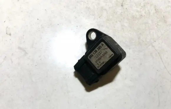 Audi 100 S4 C4 Air pressure sensor 046130385a 0798003260