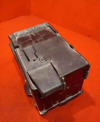 Peugeot 308 SW Battery box tray 9663615380 04010A100