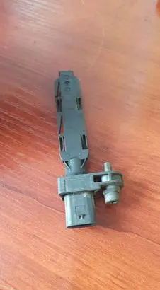 BMW 5 F10 F11 Crankshaft position sensor 7805188