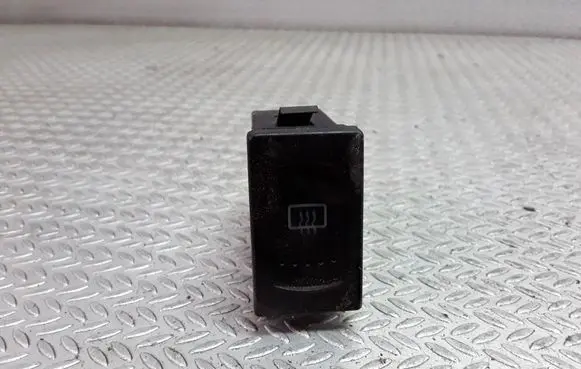 Volkswagen PASSAT B5 Windscreen/window heater switch 3B0959621C