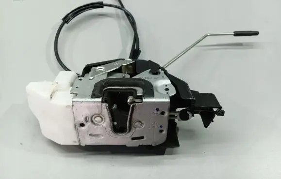 Volkswagen Fox Front door lock 5Z3837014AT