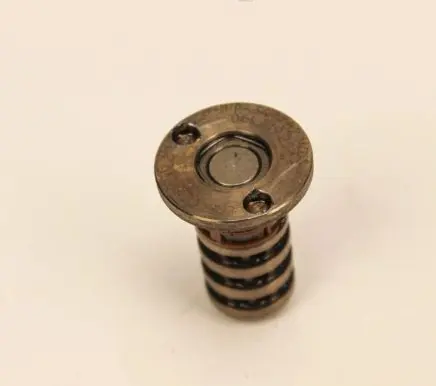 Volkswagen Golf VII Camshaft vanos timing valve 06K109257A