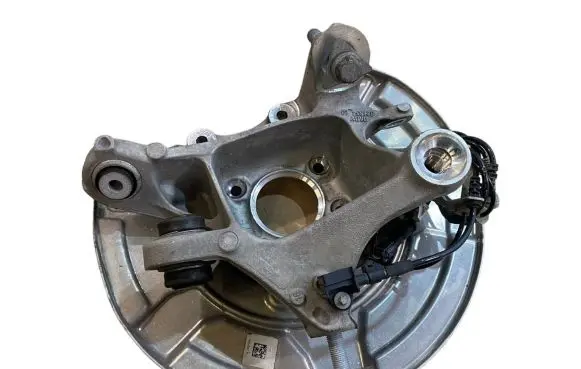 BMW 7 G11 G12 Rear wheel hub spindle/knuckle 6865662 33306865662