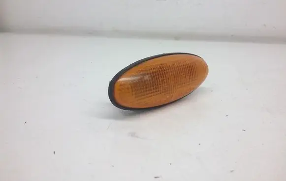 Mazda Premacy Front fender indicator light STANLEY0464120