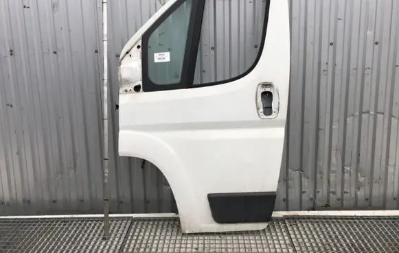 Peugeot Boxer Front door