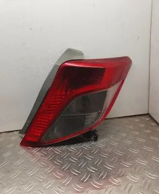 Toyota Yaris Rear/tail lights