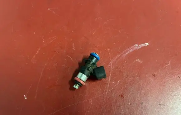 Chrysler Town & Country V Fuel injector 0280158233
