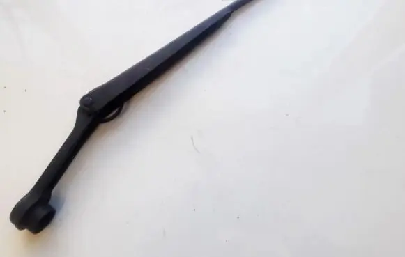 Mazda 323 F Front wiper blade arm V5343