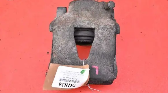 Volkswagen Polo IV 9N3 Front brake caliper