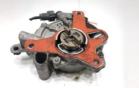 Peugeot 508 Vacuum pump 