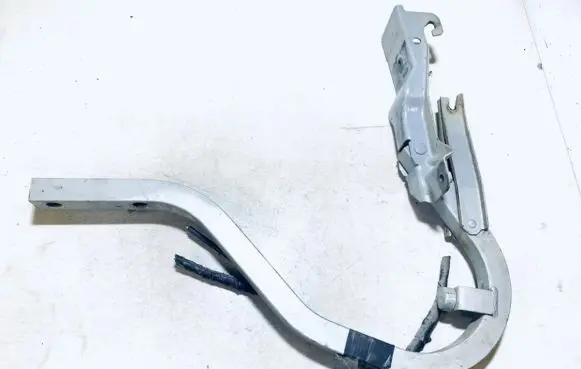 Mitsubishi Lancer Tailgate/trunk/boot hinge