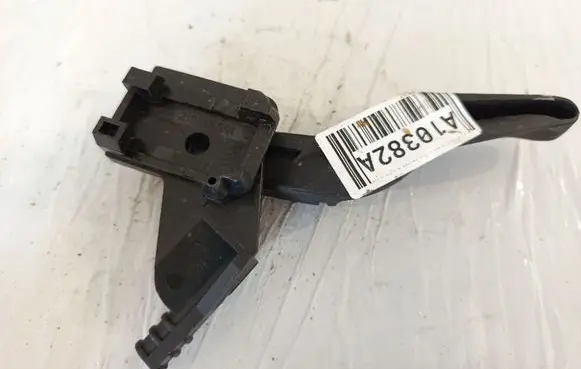 Opel Astra H Engine bonnet (hood) release handle 218186591