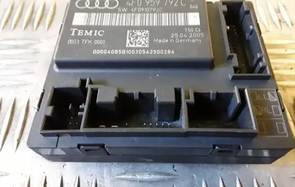 Audi A6 S6 C6 4F Door control unit/module 4F0959792C 4F0910792C 0033TFK0001